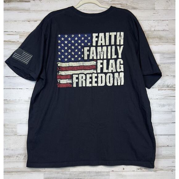 Bass Pro Shops Men's Short Sleeve T-Shirt 2XL Back Print Patriotic - Picture 1 of 7